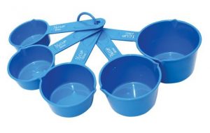 plastic kitchen utensils