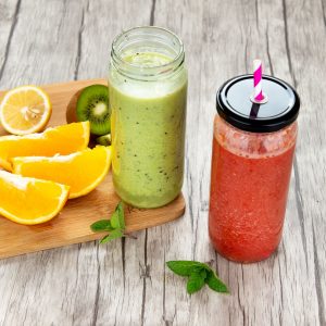Juice jar with a straw lid